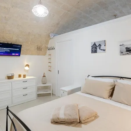 100 Passi Dal Castello Apartament Trani